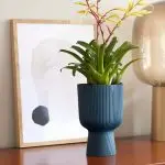 Elho plastový květináč Vibes fold Coupe deep blue Ø 14 cm