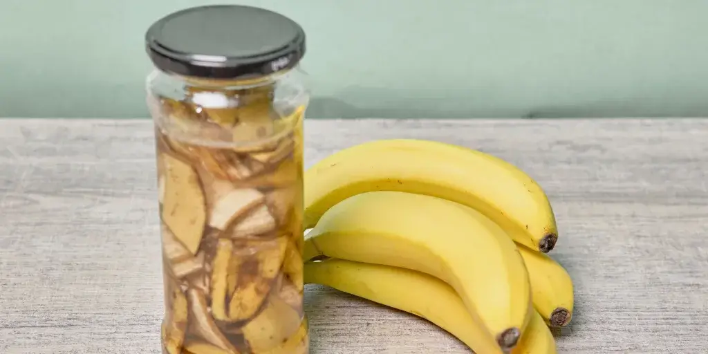 hnojivo-z-bananovych-slupek-rostlinkovo